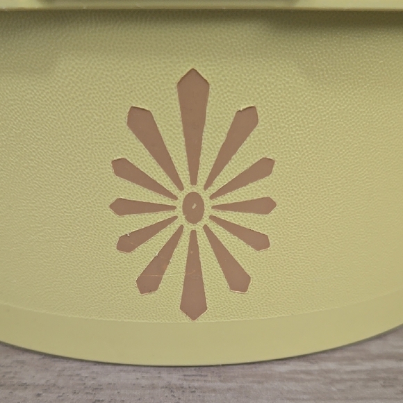 Vintage Tuppeware Yellow Servalier Food Storage Container 1204 and 1205 - Picture 3 of 5